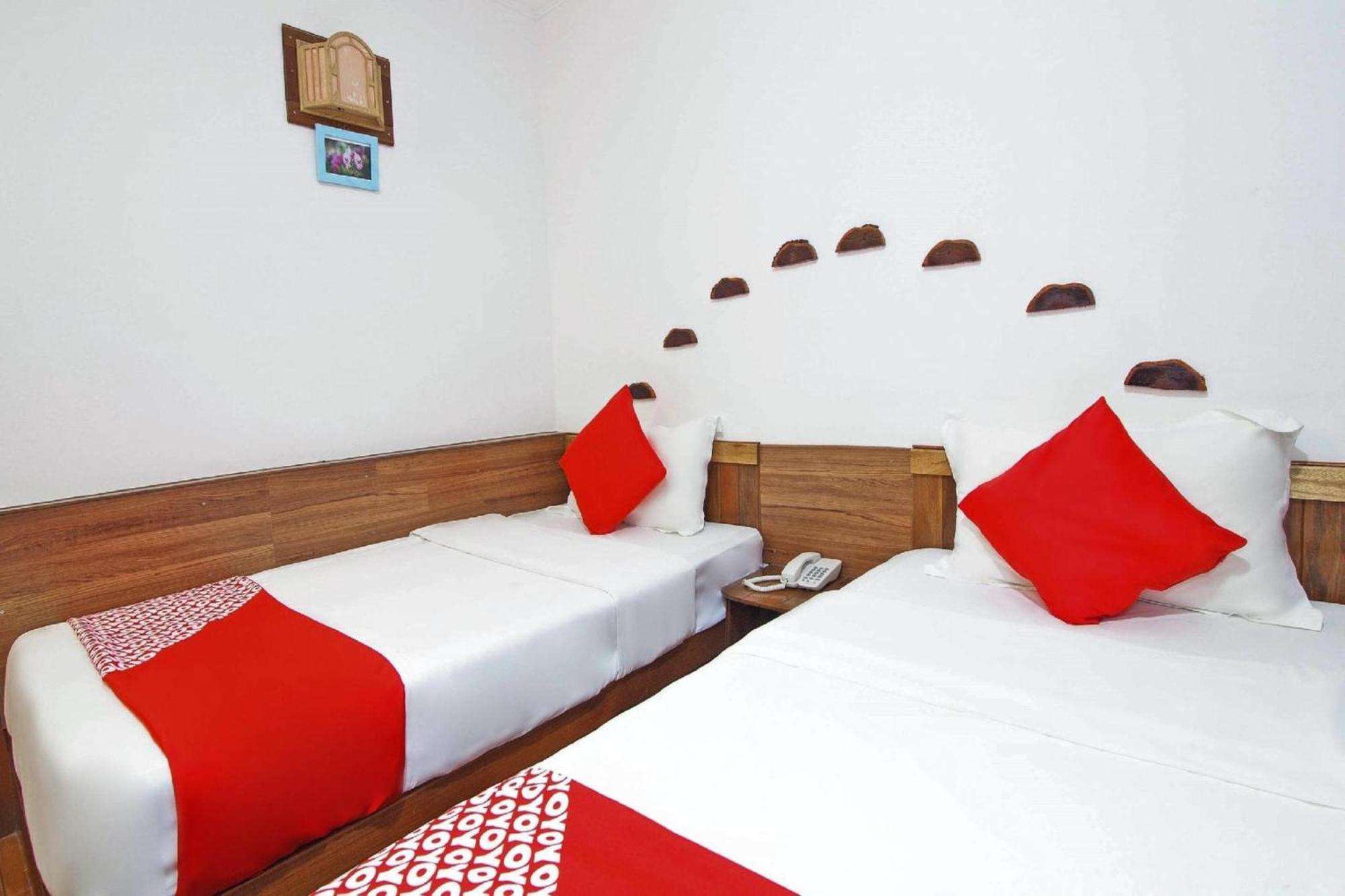 Oyo 210 Hotel Five 2 Kota Kinabalu Exterior foto