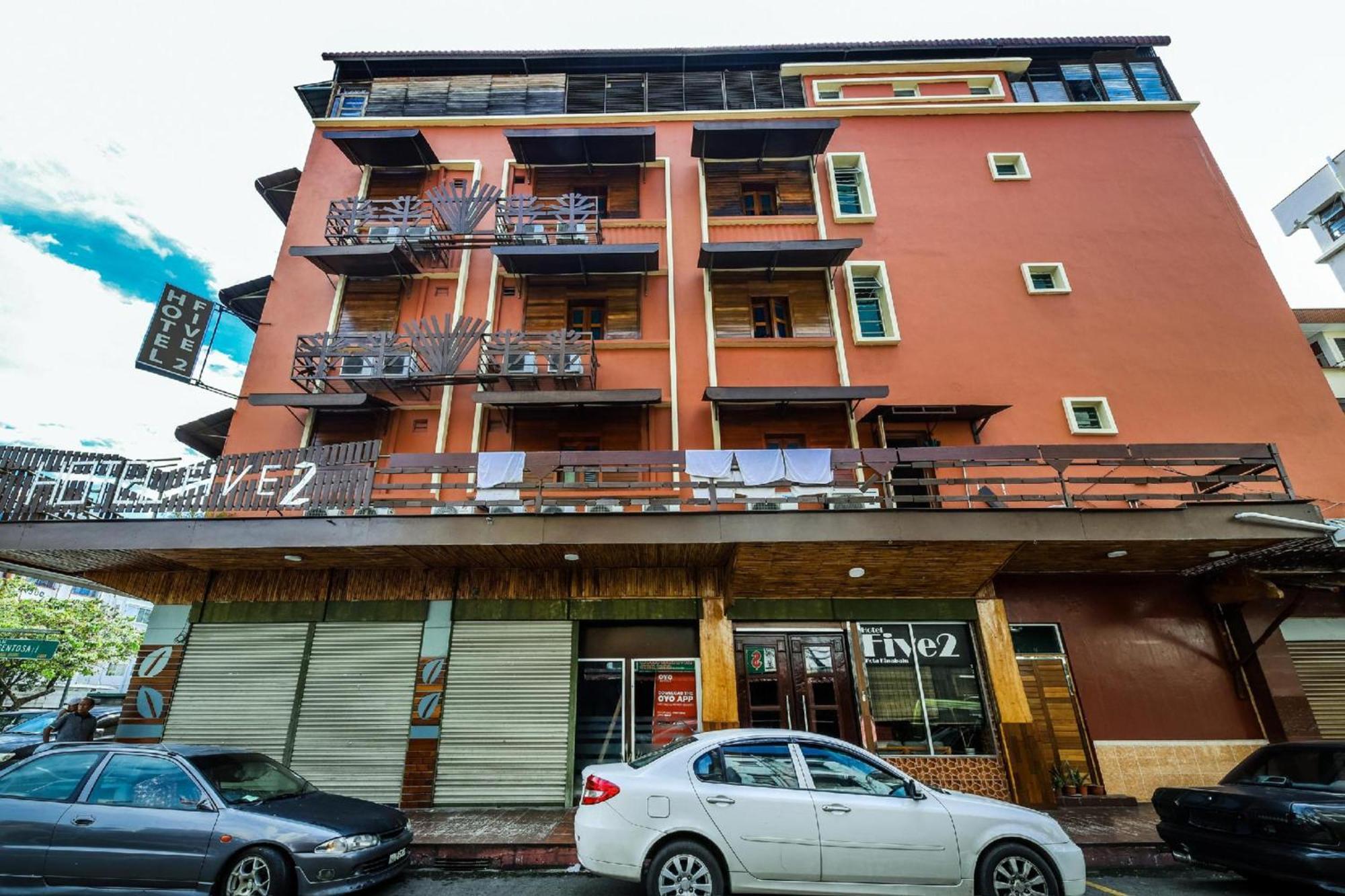 Oyo 210 Hotel Five 2 Kota Kinabalu Exterior foto
