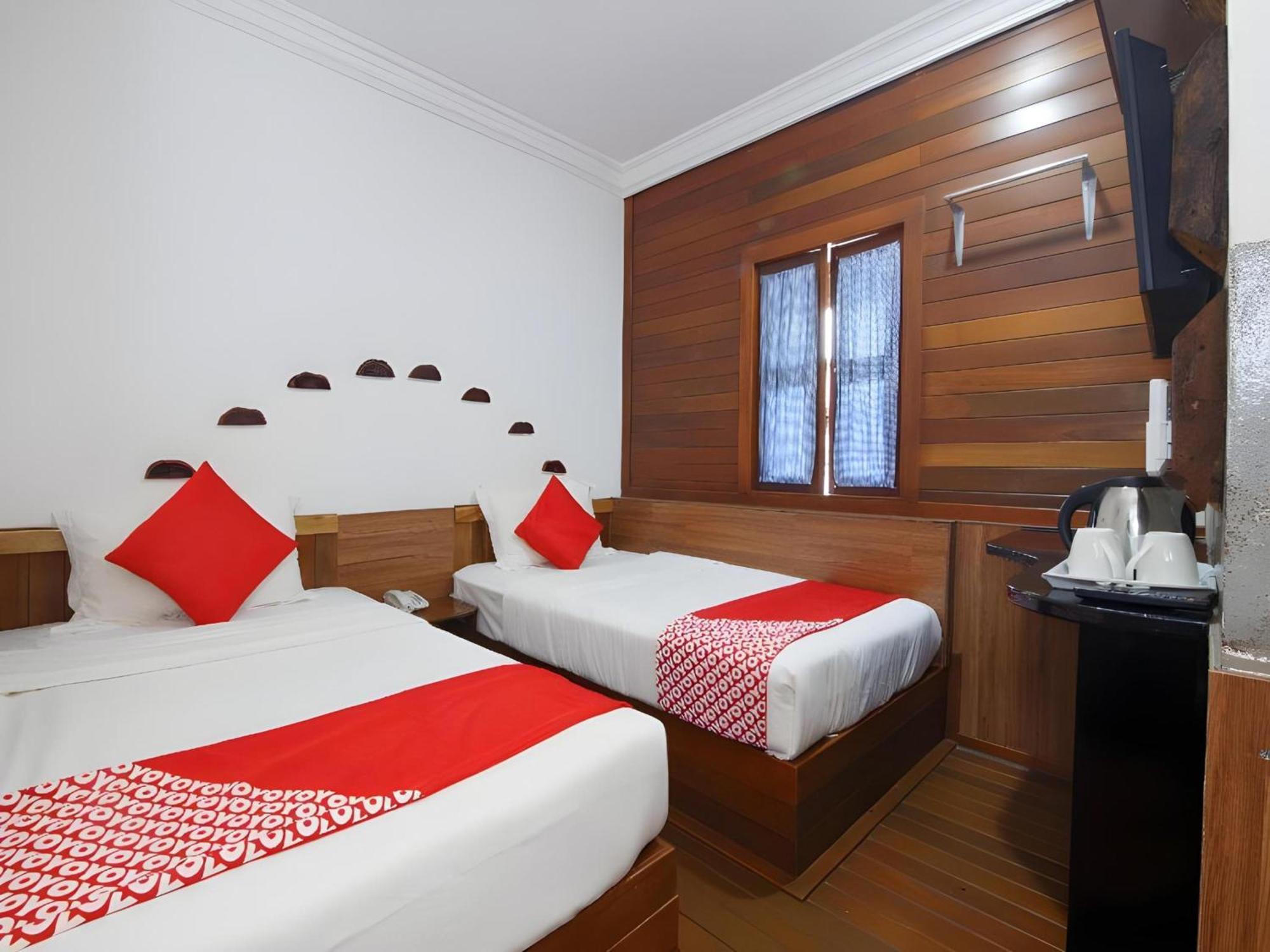 Oyo 210 Hotel Five 2 Kota Kinabalu Exterior foto
